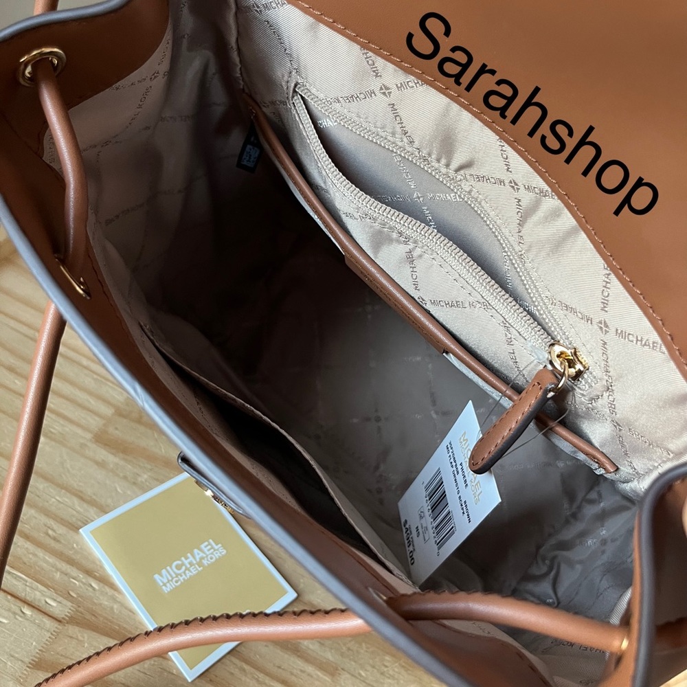 🌼Michael Kors Backpack Set - Picture 9 of 16